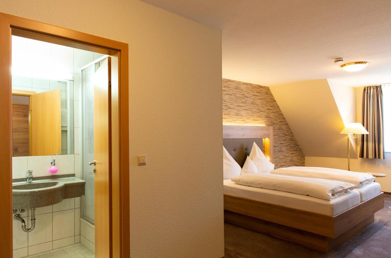 Land-Gut-Hotel Raeuber Lippoldskrug Alfeld  Esterno foto